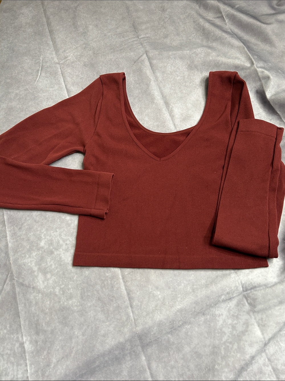 Aeropostale Women's Ribbed V-Neck Long Sleeve Crop Top - Rust